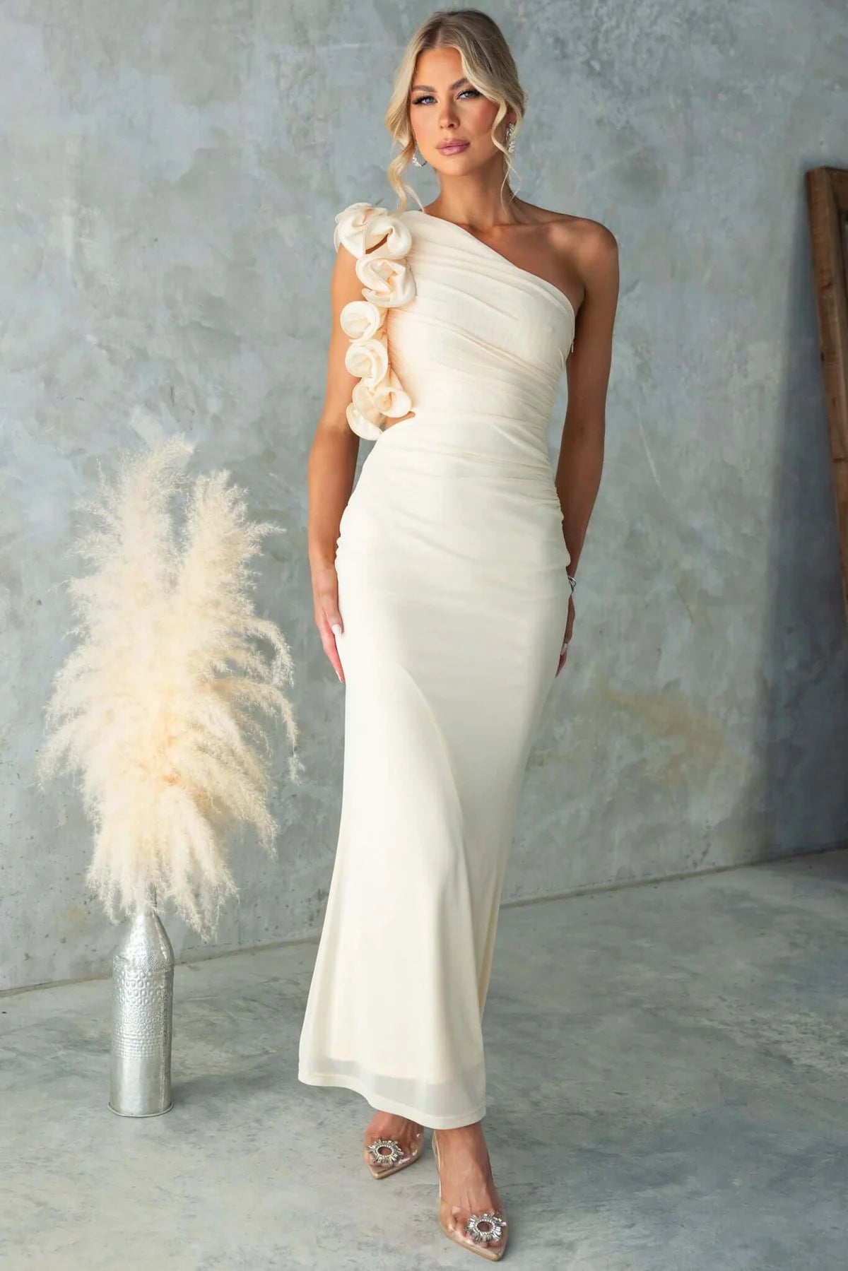 Women's Wedding Guest Dresses One-Shoulder Maxi Dress with Ruffles