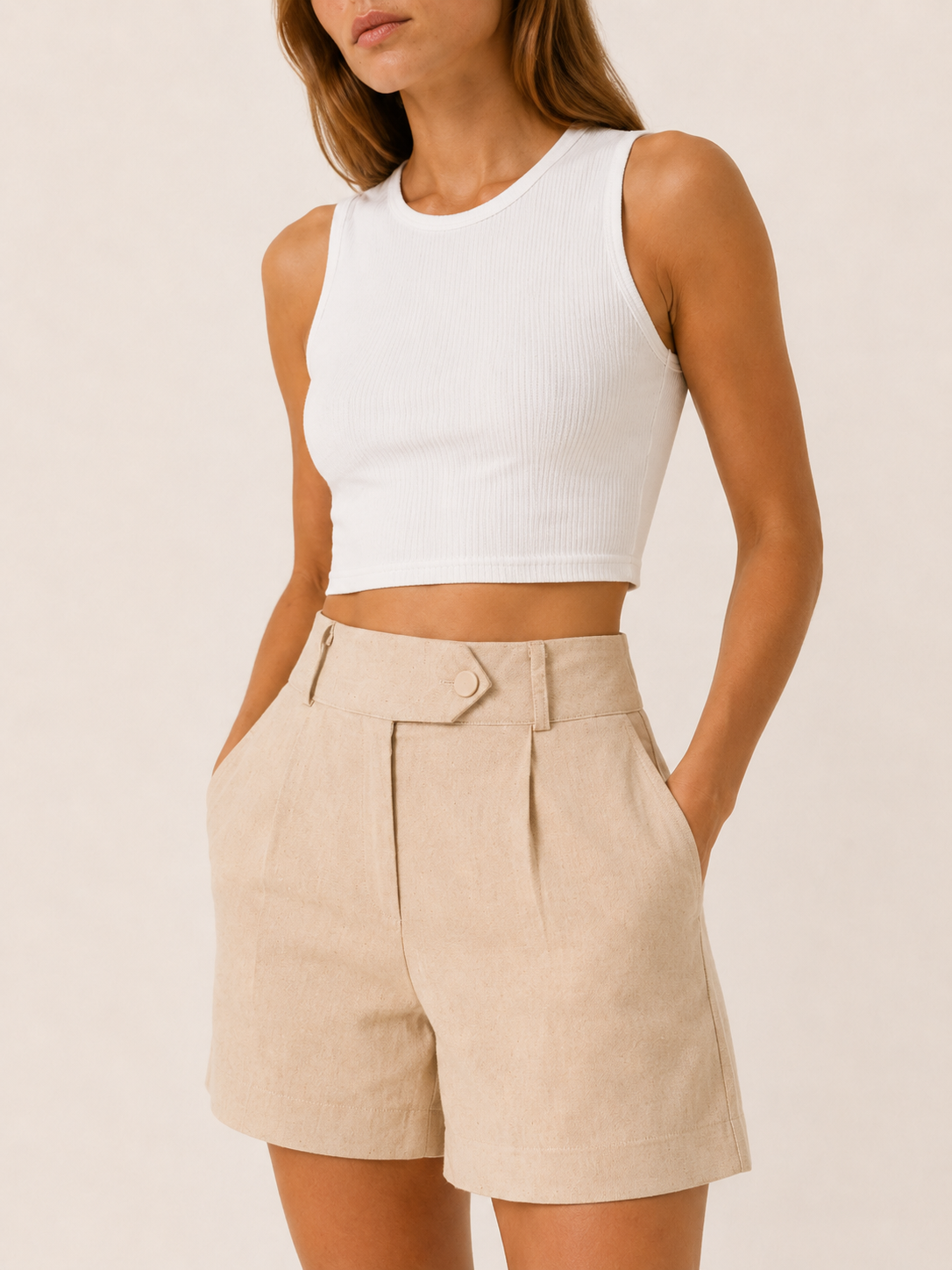 Women's Tailored Shorts High-Waisted Pleated Detail