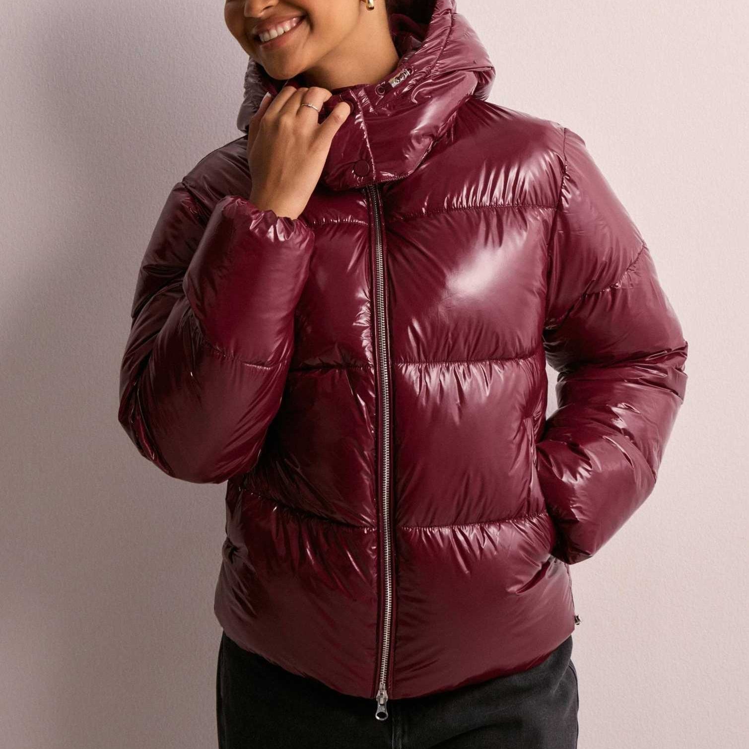 Women's Winter Coat | Hooded Quilted Puffer Jacket | Lightweight Insulation